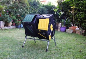 Miracle Gro Dual Chamber Tumbling Composter