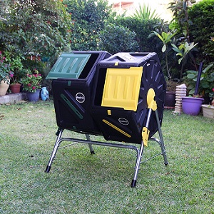 Miracle Gro Composter