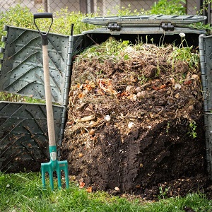 backyard composting for small gardens